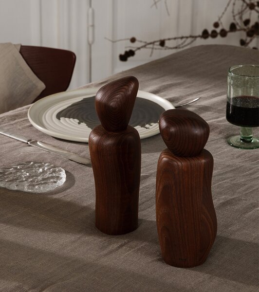 Ferm Living designové mlýnky na sůl a pepř Cairn Grinder