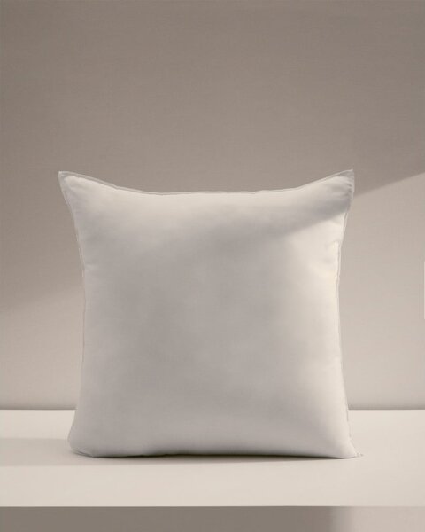 Polštář 60x60 cm Fluff – Kave Home