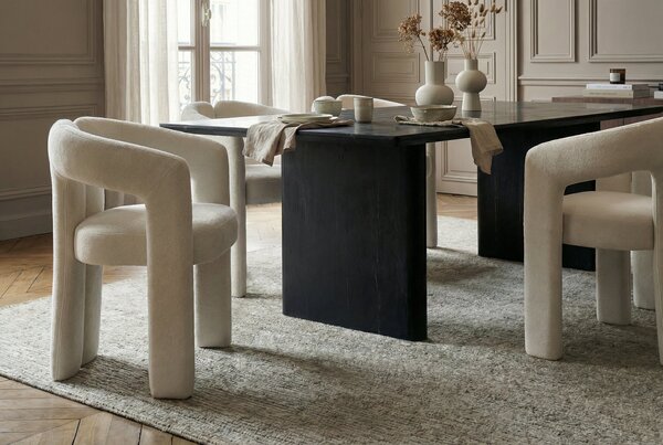 Designová jídelní židle ARCH krémově bílá colin bouclé Nábytek | Jídelní prostory | Jídelní židle | Klasické