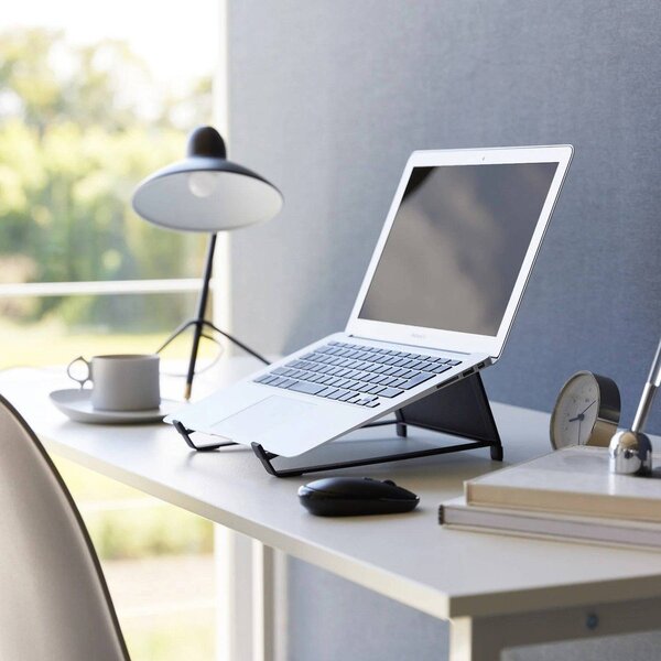 Černý kovový stojan pro notebook Tower – YAMAZAKI
