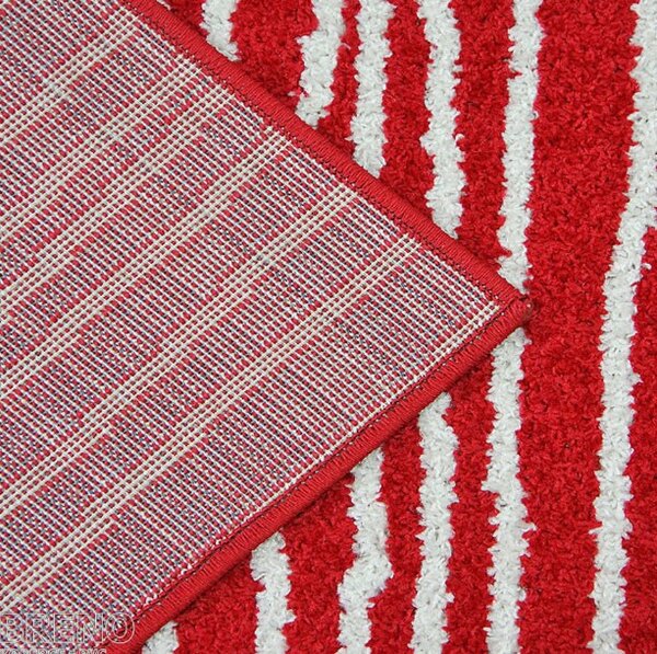 Oriental Weavers, Kusový koberec Lotto 562 FM6 R, 67x120, červená, chodba / předsíň