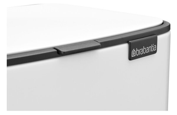Bílý nášlapný ocelový odpadkový koš 12 l Bo – Brabantia