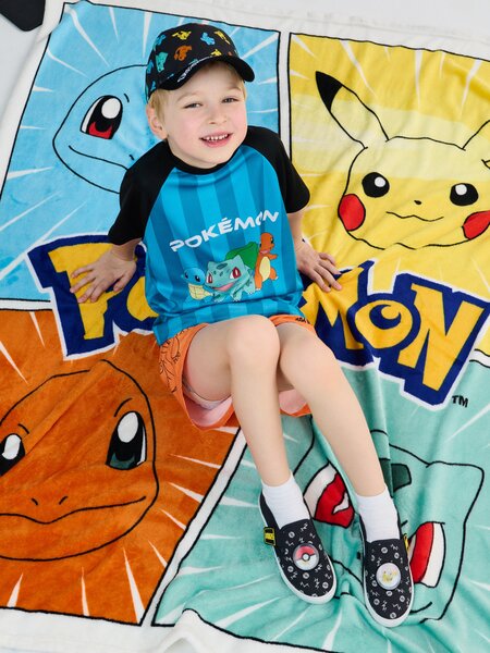 Sinsay - Dětská deka Pokémon - vícebarevná