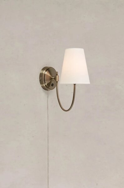 Markslöjd 108908 - Nástěnná lampa AMAR 1xE14/40W/230V bílá/mosaz