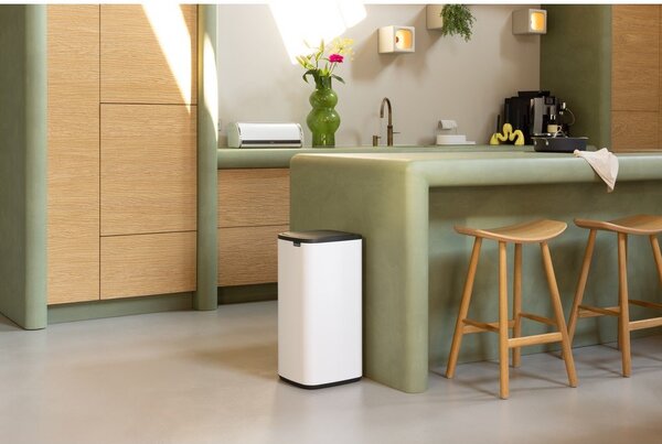 Bílý dotykový ocelový odpadkový koš 30 l Bo Touch – Brabantia