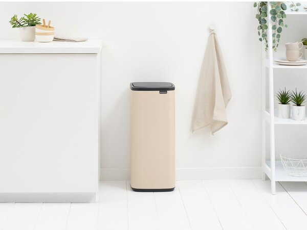 Béžový dotykový ocelový odpadkový koš 30 l Bo Touch – Brabantia
