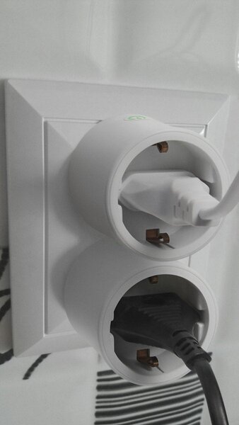 SMART+ Chytrá zásuvka Matter přes WiFi Bílá