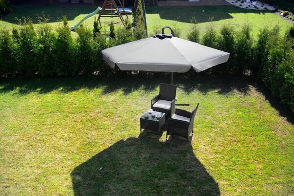 Garden Line Zahradní slunečník s ochranným obalem BANANA 300 cm šedý