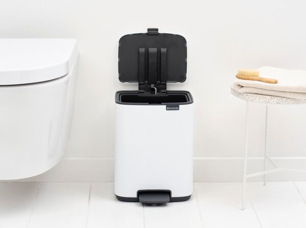 Bílý nášlapný ocelový odpadkový koš 7 l Bo – Brabantia