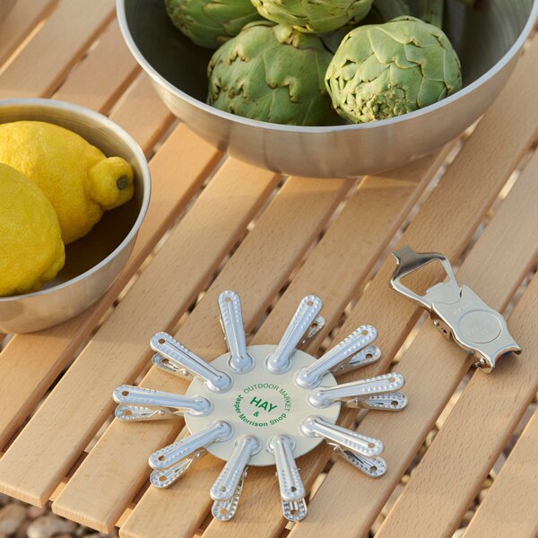 HAY Nerezový otvírák na láhve Outdoor Market