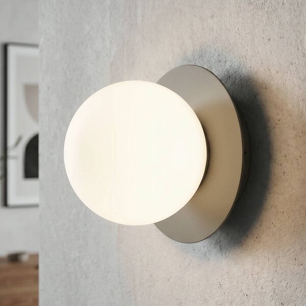 EMIBIG LIGHTING Nástěnné světlo Minerva, opálová/béžová, Ø 15 cm, sklo/kov, E14, stmívatelný, Krémová / jantar, Obývací pokoj / jídelna, Sklo, Moderní, Koule