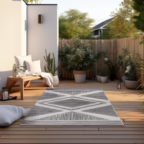 Oboustranný koberec Elle Decoration GEMINI Rhombus černý