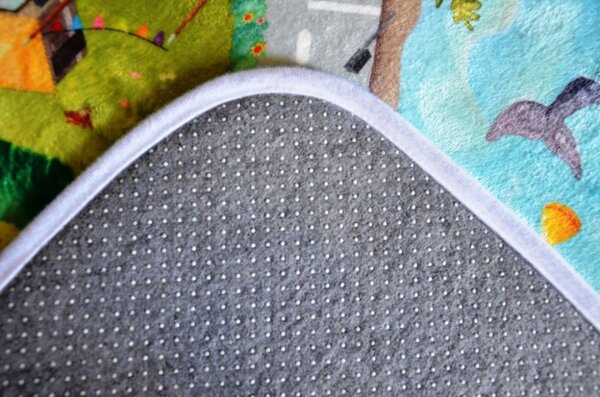 Vopi, Protiskluzový kusový koberec Ultra Soft Město s pláží, 75x112, vícebarevná, dětský pokoj