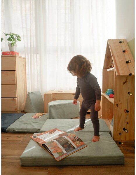 Světle modré manšestrové pěnové hřiště Bloque Montessori – Little Nice Things