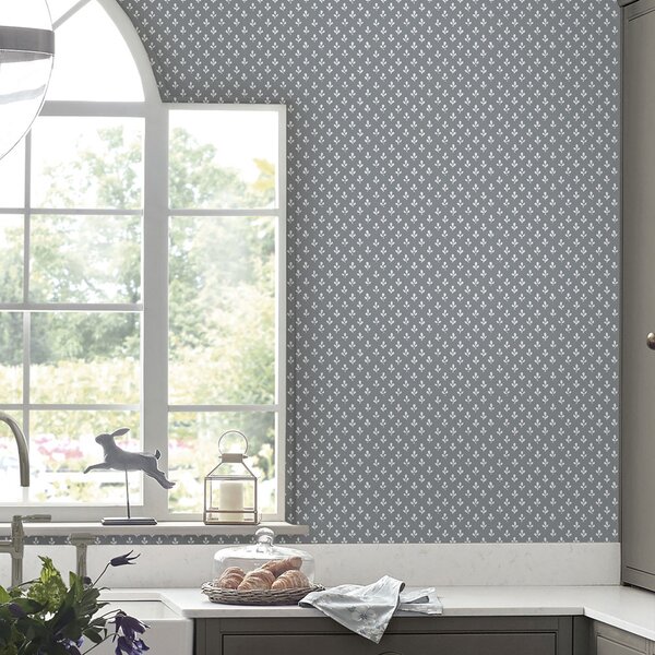 Šedo-bílá vliesová tapeta na zeď, listy, 119861, Laura Ashley 3