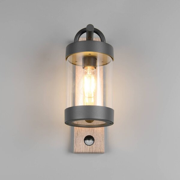 Trio Lighting Venkovní nástěnné svítidlo Sambesi, vzhled dřeva, tlakově litý hliník, senzor, Světlé dřevo, Hliník, Moderní, Lucerna