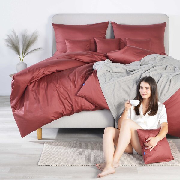 DARRÉ Saténové povlečení Red Velvet - GOTS Velikost: 140 x 200 + 70 x 90