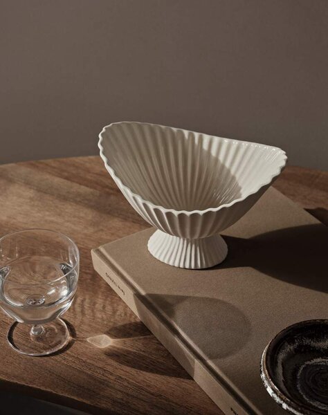 Ferm Living Mísa Fountain Bowl Small, off-white