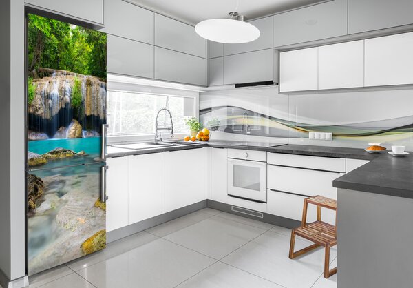 Nálepka na ledničku Vodopád v pralese FridgeStick-70x190-f-168975123