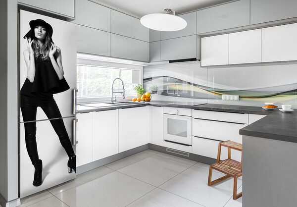 Nálepka tapeta na ledničku Žena v černém FridgeStick-70x190-f-82504488