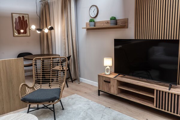Rabalux SYLIRA stolní lampa, krémová barva