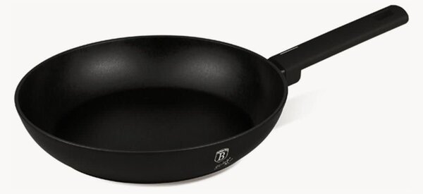 Pánev's nepřilnavým povrchem Matte Black, v různých velikostech