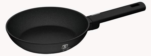 Pánev's nepřilnavým povrchem Matte Black, v různých velikostech