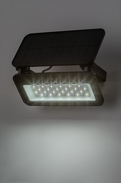 Rabalux 77160-LED Solární reflektor se senzorem LED/8W/3,7V 3000/4000/6500K IP65
