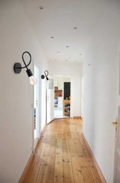 Nástěnná lampa 1xE27/20W/230V černá