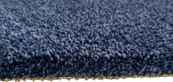 Tapibel, Metrážový koberec Supersoft 710 tm. modrý, na míru, šíře 4m, modrá, ab (mřížka), ložnice