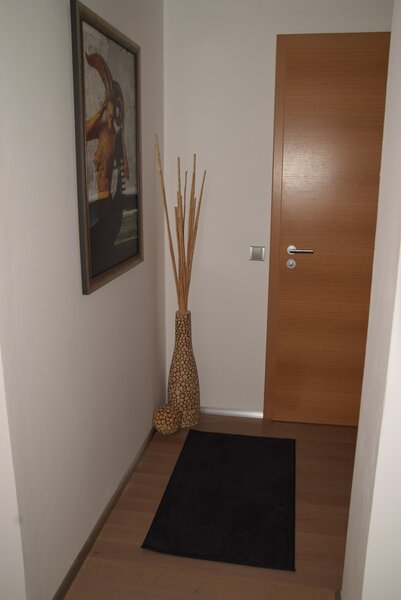 Tapibel, Kusový koberec Supersoft s bordurou 800 černý, 60x100, černá, chodba / předsíň