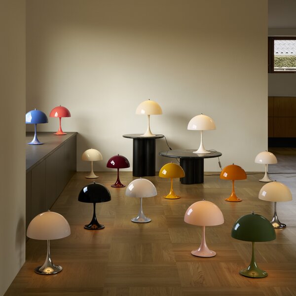LOUIS POULSEN Přenosná lampa Panthella 250, Opaque moss green