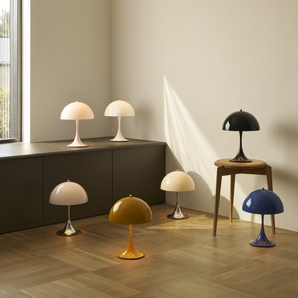 LOUIS POULSEN Přenosná lampa Panthella 250, Opaque moss green