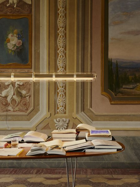Flos F3774000 Luce Cilindrica S2, závěsné svítidlo se stmívačem, 145W LED 2700K, délka 238cm