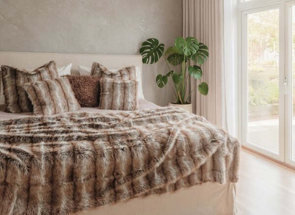 Skinnwille Home Collection Polštář Hunter Brown, umělá kožešina, 50x90 cm