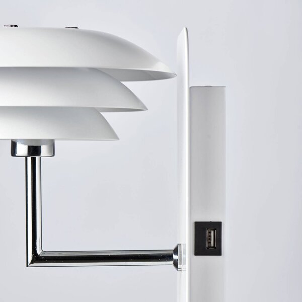 Dyberg Larsen DL20 USB Shelf nástěnné světlo, bílá