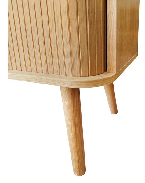 Vysoká komoda v dekoru dubu s posuvnými dveřmi v přírodní barvě 83x95 cm Rove – Woodman