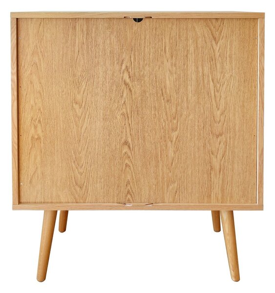 Vysoká komoda v dekoru dubu s posuvnými dveřmi v přírodní barvě 83x95 cm Rove – Woodman