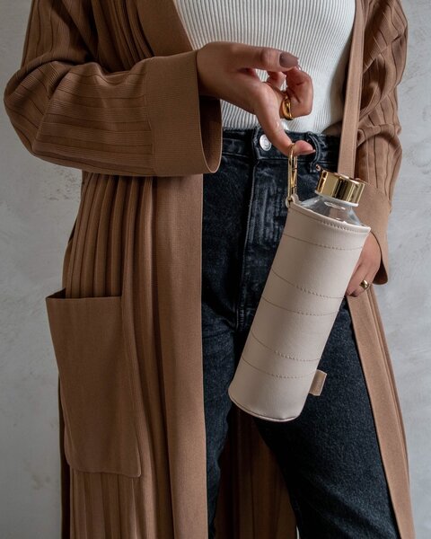 Skleněná lahev s obalem z umělé kůže EQUA Beige 750 ml