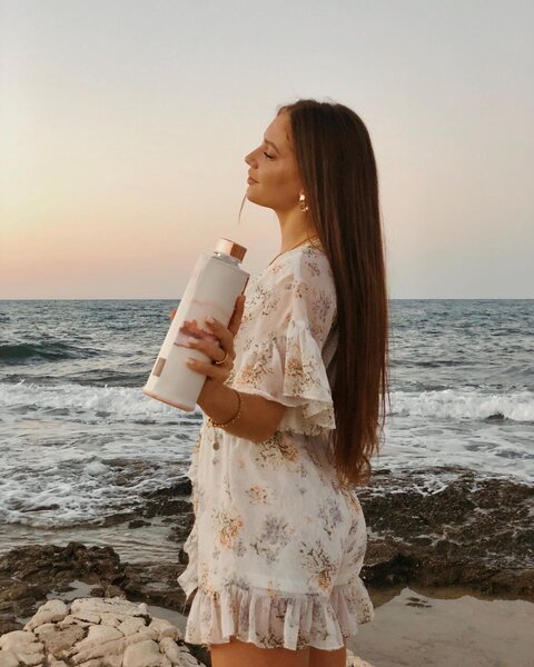 Skleněná lahev s obalem z umělé kůže EQUA Lava 750 ml