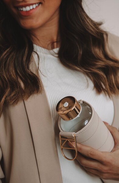 Skleněná lahev s obalem z umělé kůže EQUA Beige 750 ml