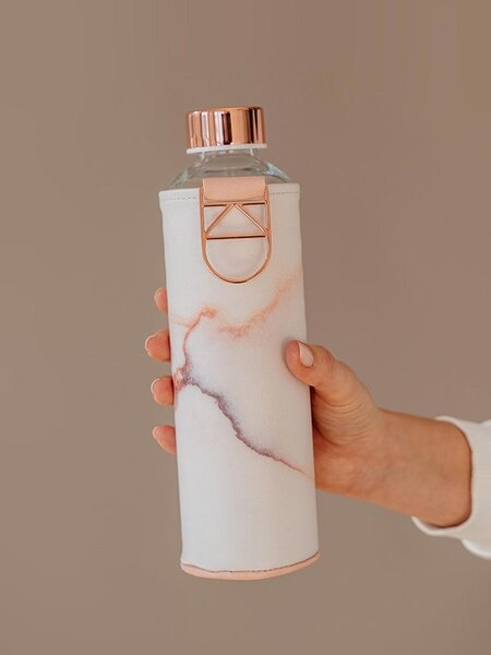Skleněná lahev s obalem z umělé kůže EQUA Lava 750 ml