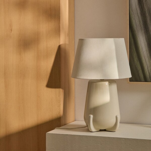 Kave Home Béžová keramická stolní lampa Odra
