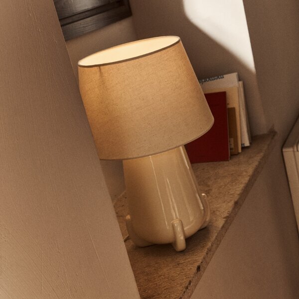 Kave Home Béžová keramická stolní lampa Odra