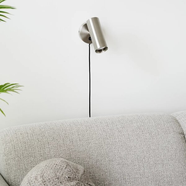 Nordic Living Stříbrné kovové nástěnné světlo Aris