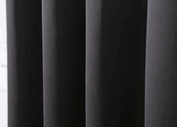 Černý závěs OXFORD 140x250 cm Zavěšení: Kovové kroužky