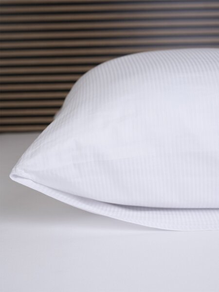 MK Lůžkoviny Hotelový povlak na polštář 70 x 90 cm - proužek 4 mm