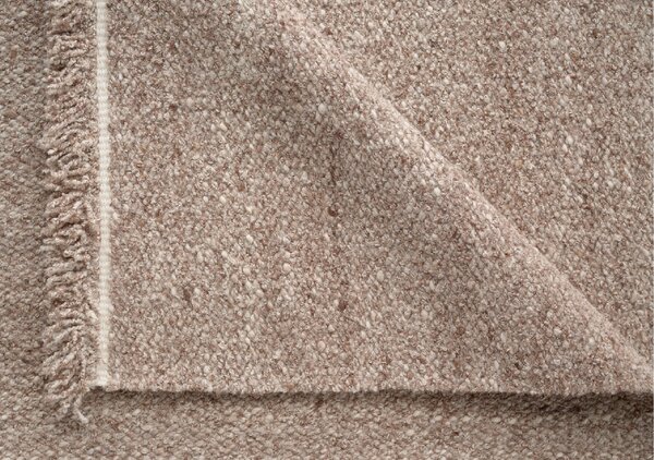 Linie Design Koberec Peaceful Parity Camel, novozélandská vlna Rozměr: 140x200 cm