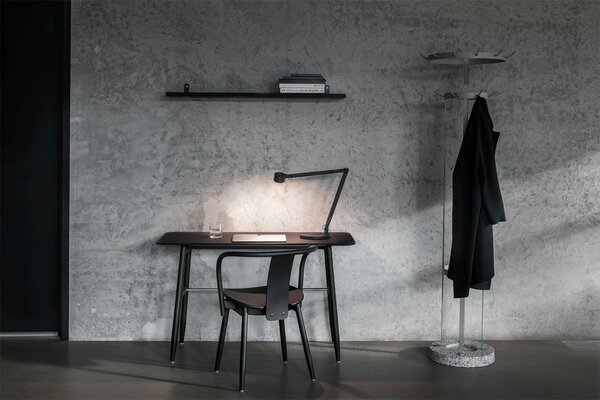 Wästberg designové stolní lampy W127 Winkel b2 - base