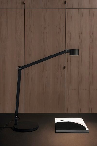 Wästberg designové stolní lampy W127 Winkel b2 - base